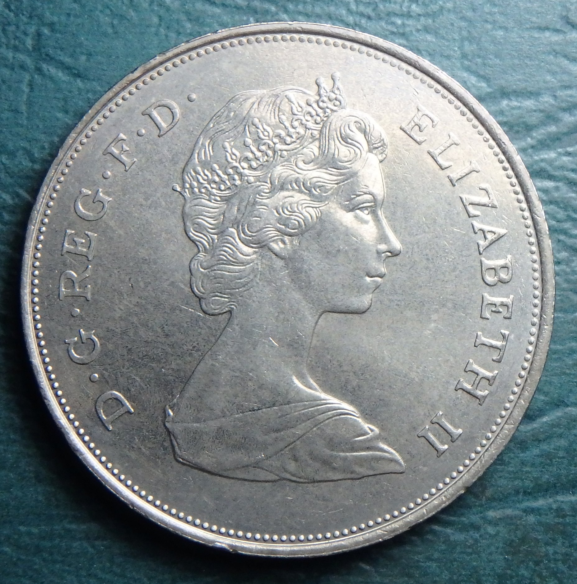 1980 GB crown obv.JPG