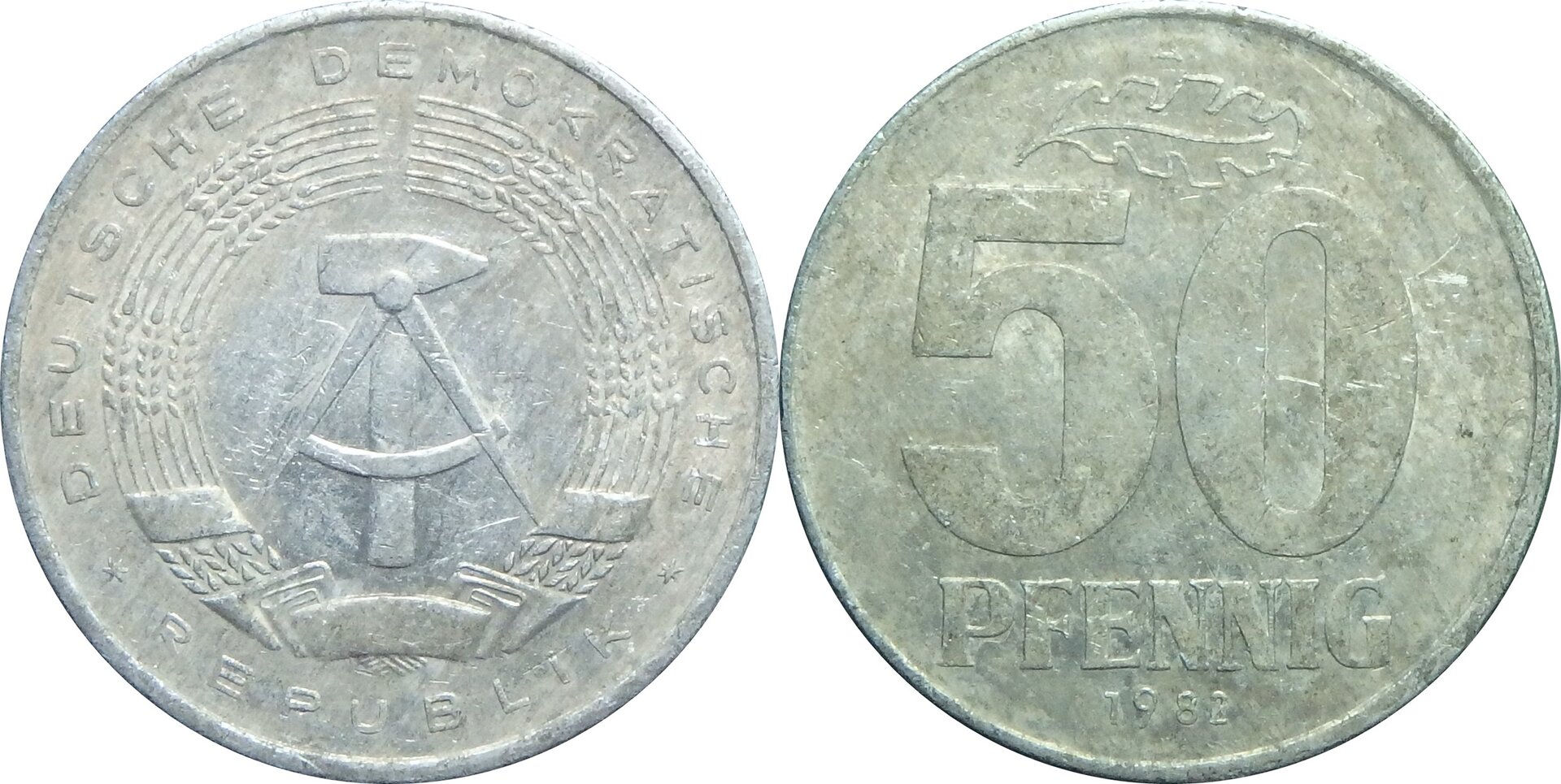 1982 A DDR 50 p.jpg