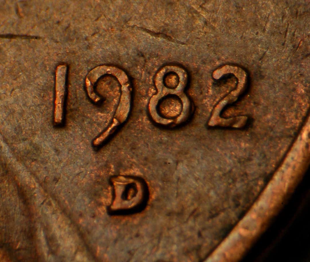 1982-d-small-date.jpg