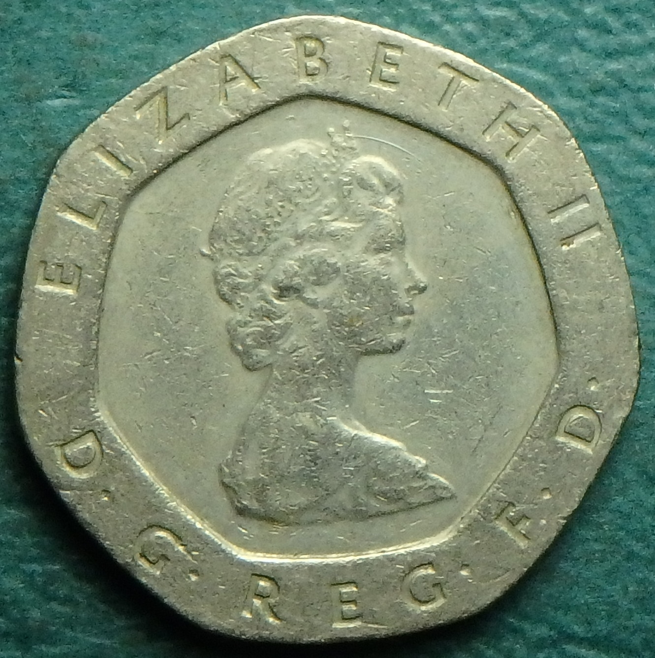 1982 GB 20 p obv-crop.JPG