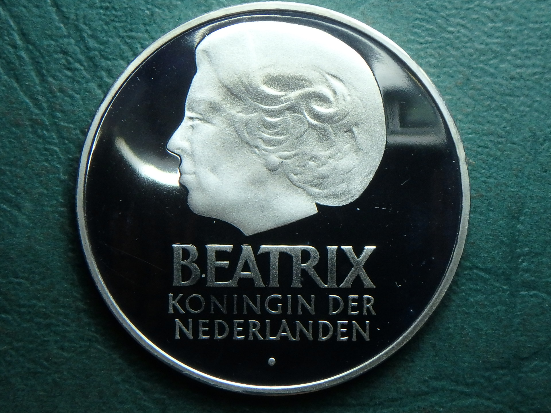 1982 NL 50 g obv.JPG