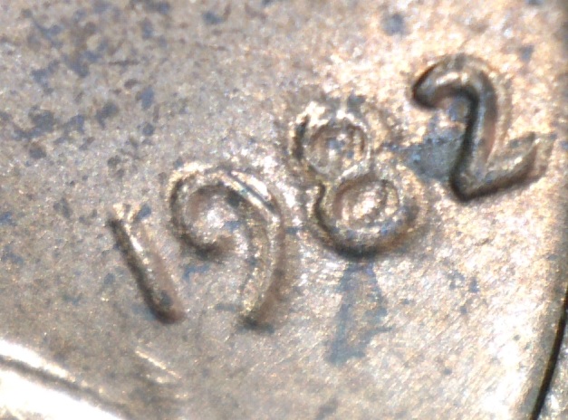 1982-P under date closeup.jpg