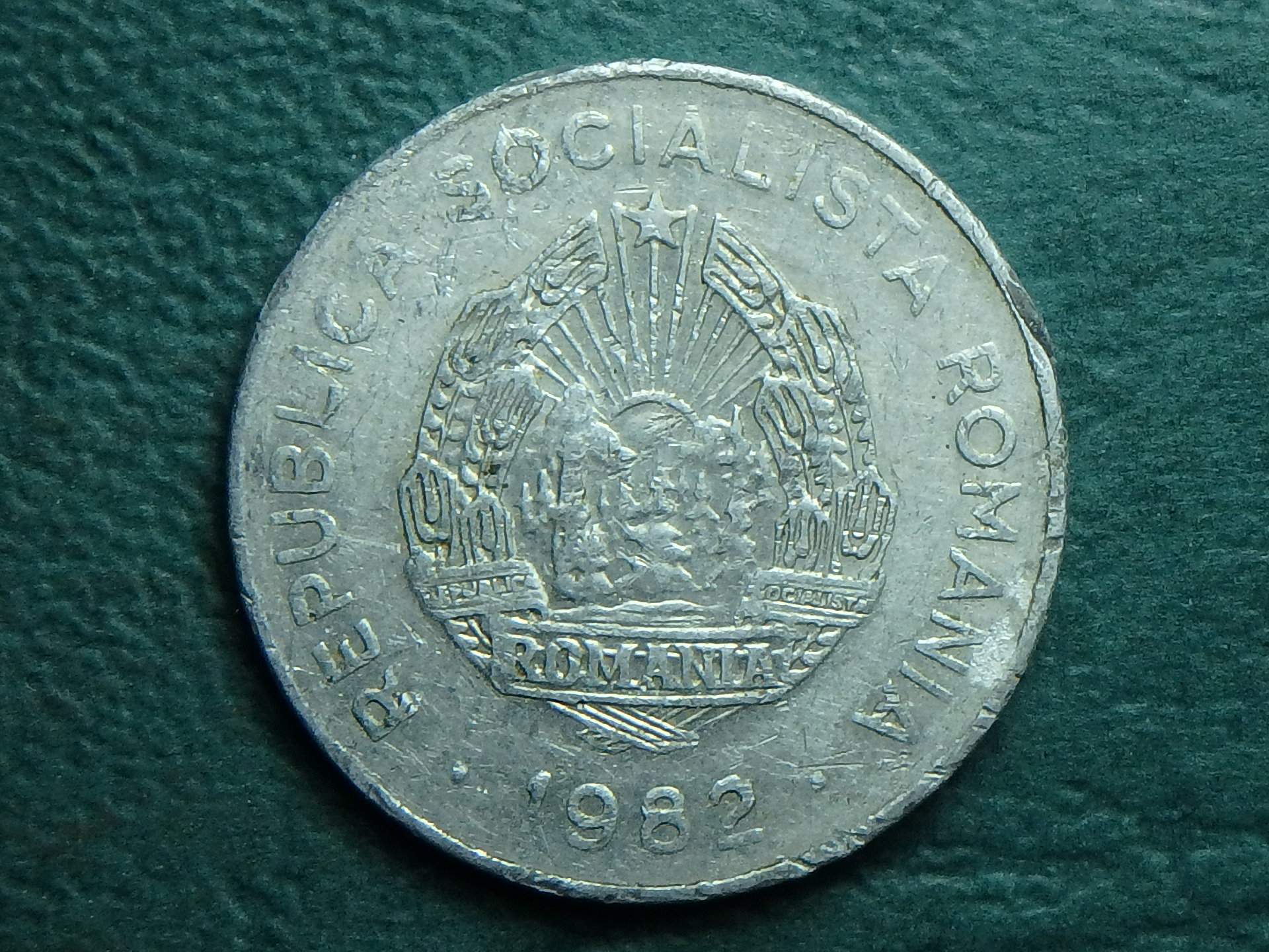 1982 RO 25 b obv.JPG