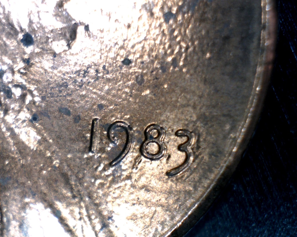 1983-P Major Die Crack date.jpg