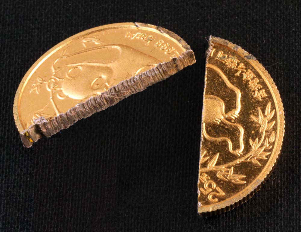 Moneda de oro Panda falsa