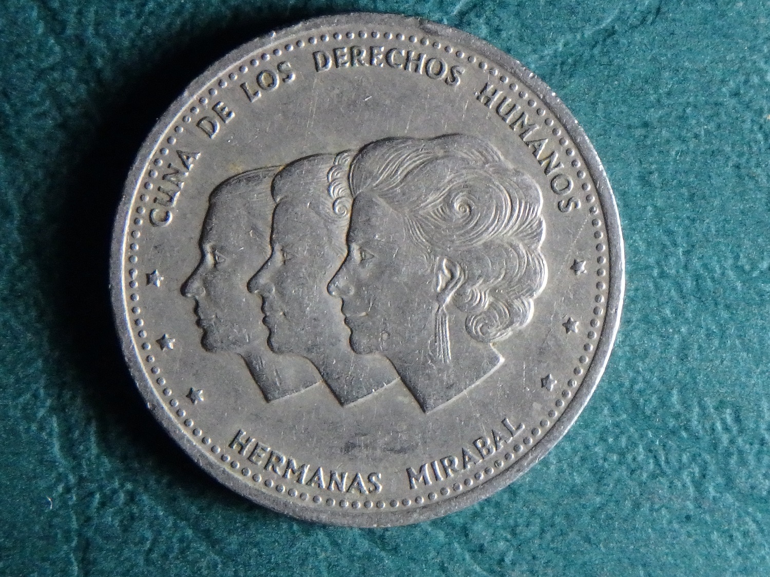 1987 DOM 10 c obv.JPG