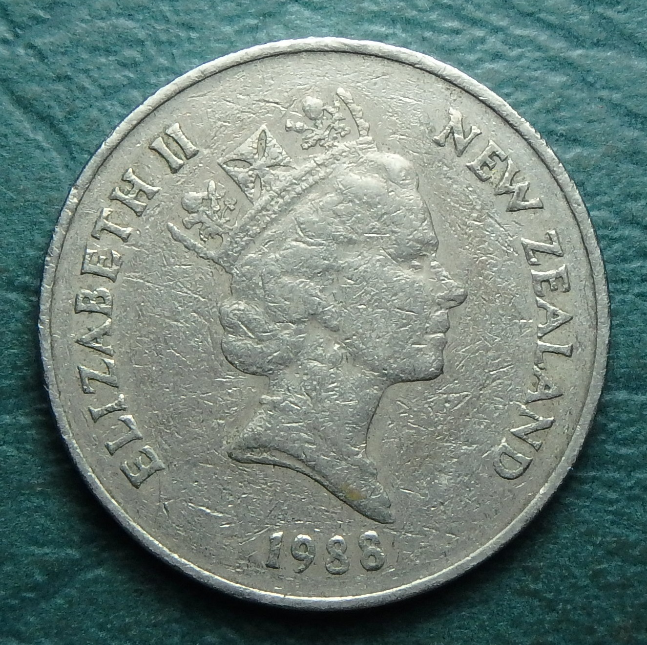 1988 NZ 20 c obv.JPG
