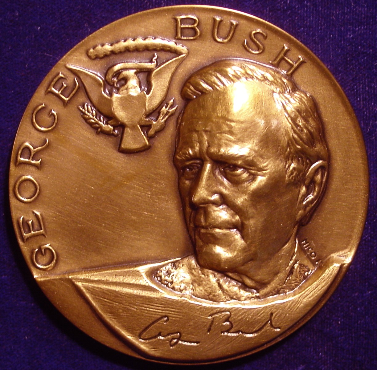 1989 George H W Bush O.jpg