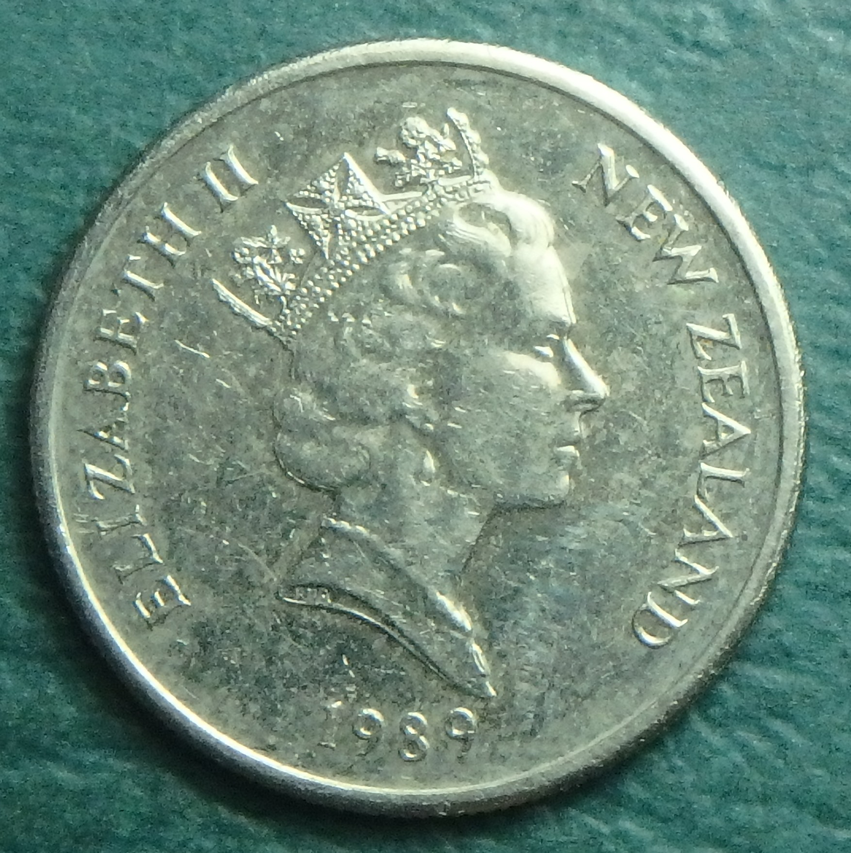 1989 NZ 5 c obv.JPG