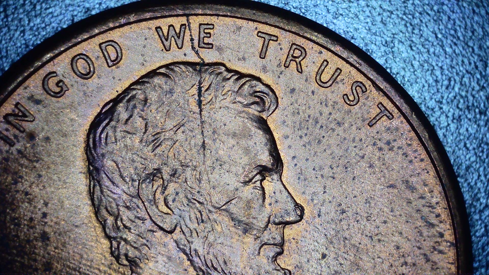 1993 Lincoln Cent Head Die Crack zoom.jpg