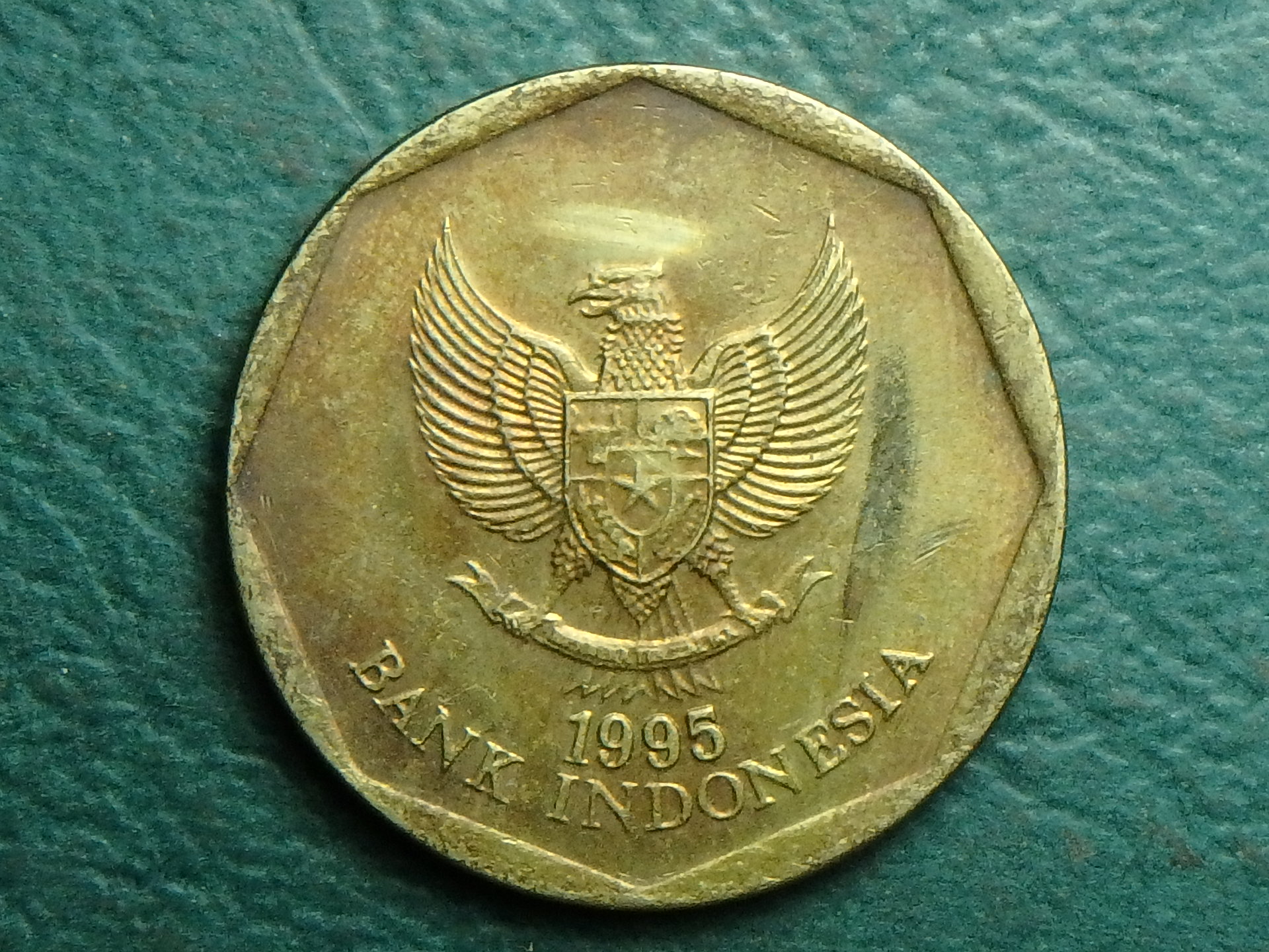 1995 ID 100 r obv (2).JPG