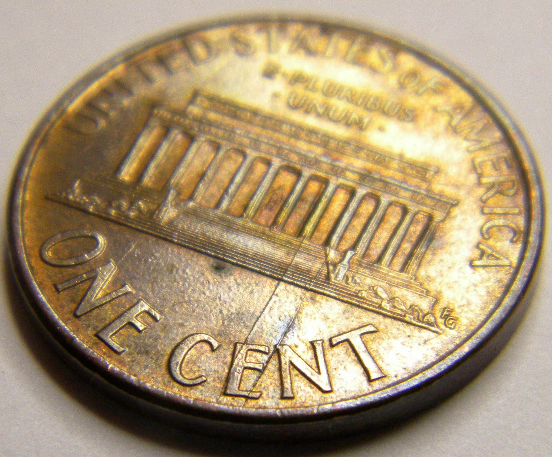 1995 Lincoln Penny (Lower Half)2.jpg