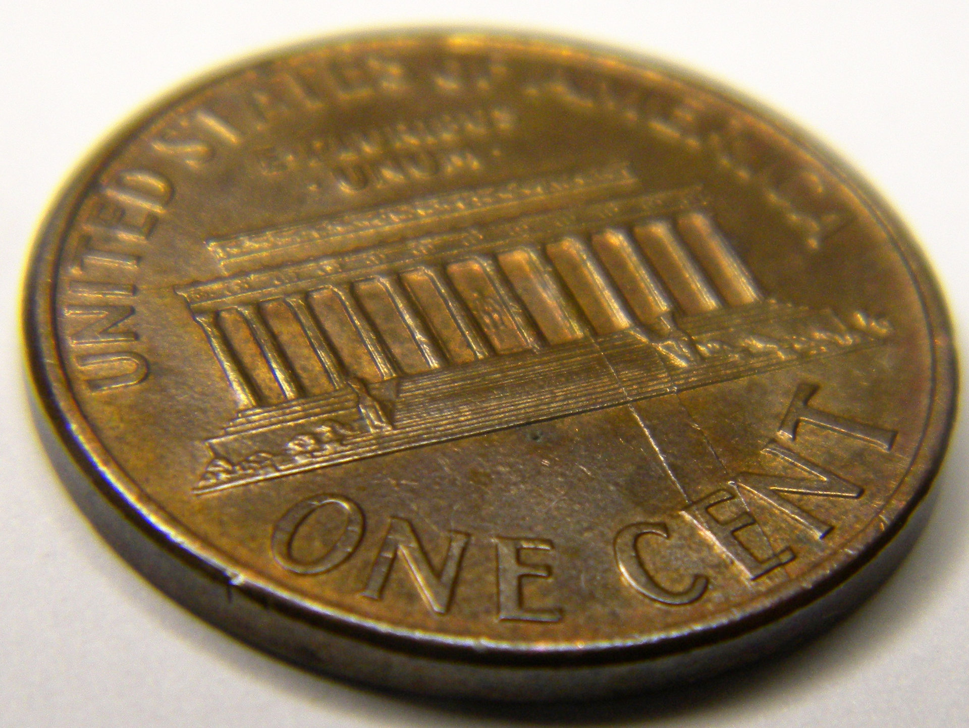 1995 Lincoln Penny (Lower Half)3.jpg