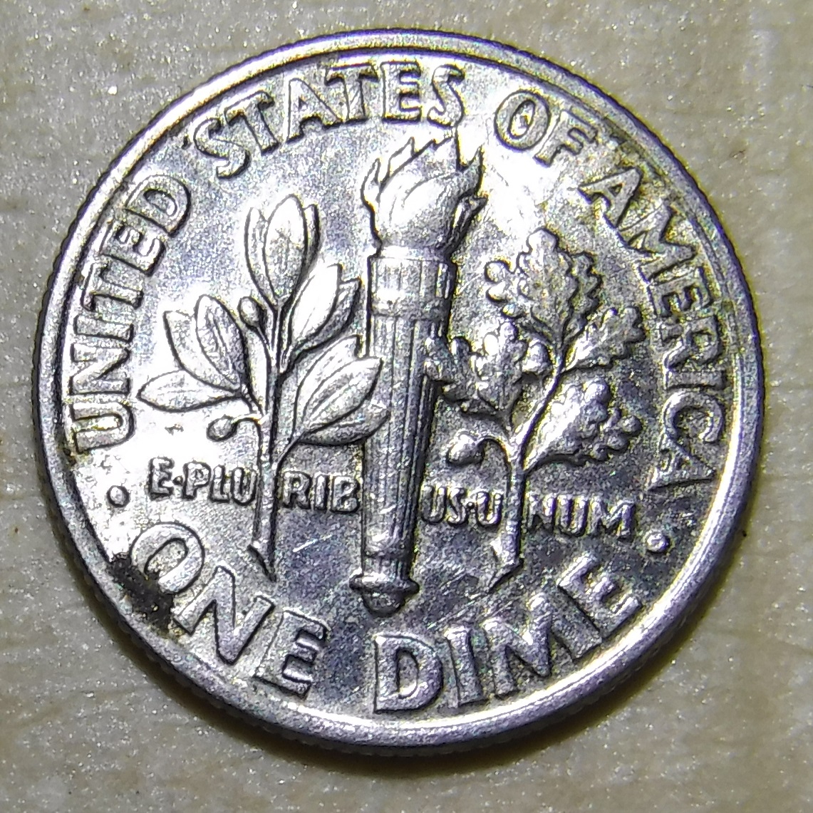 1995-P Dime Odd Obv. Rim Rev.jpg