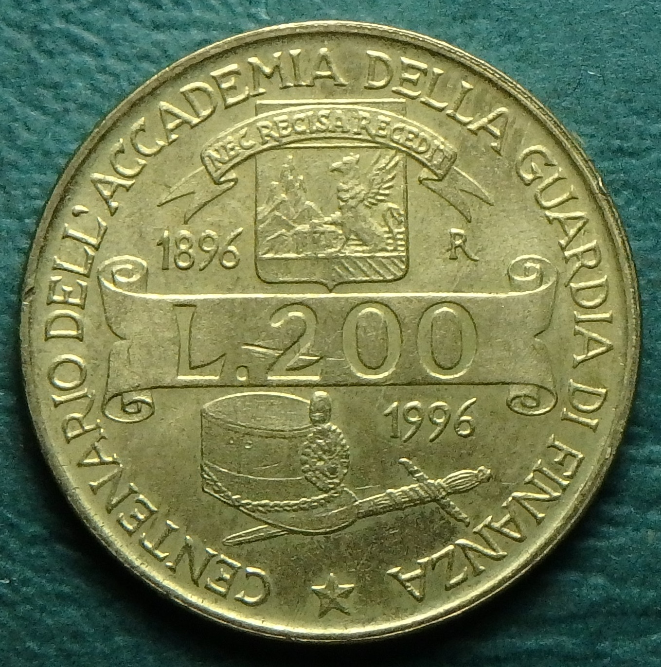 1996 IT 200 l rev.JPG
