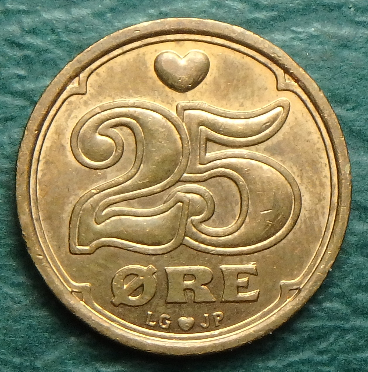 1999 DK 25 o rev.JPG