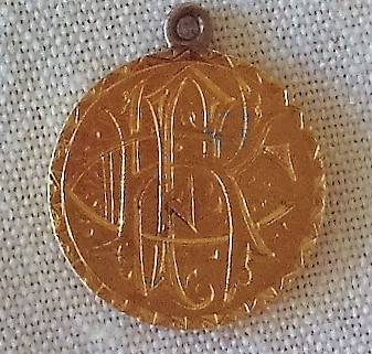 2.5 dollar gold love token Obv.jpg