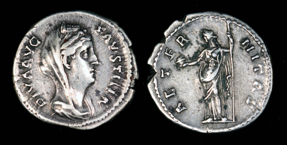 2-FaustinaI-diva3-sm.jpg