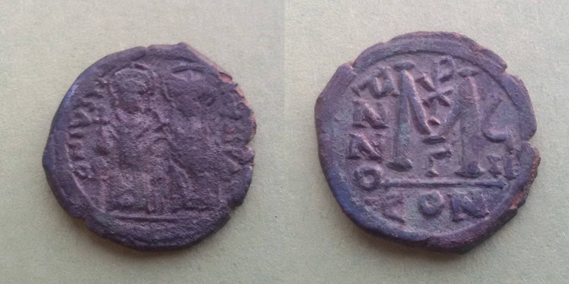 20.03 Justin II folis hristogram.jpg