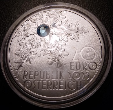 20 Euro Snowflake Coin Obverse.jpg