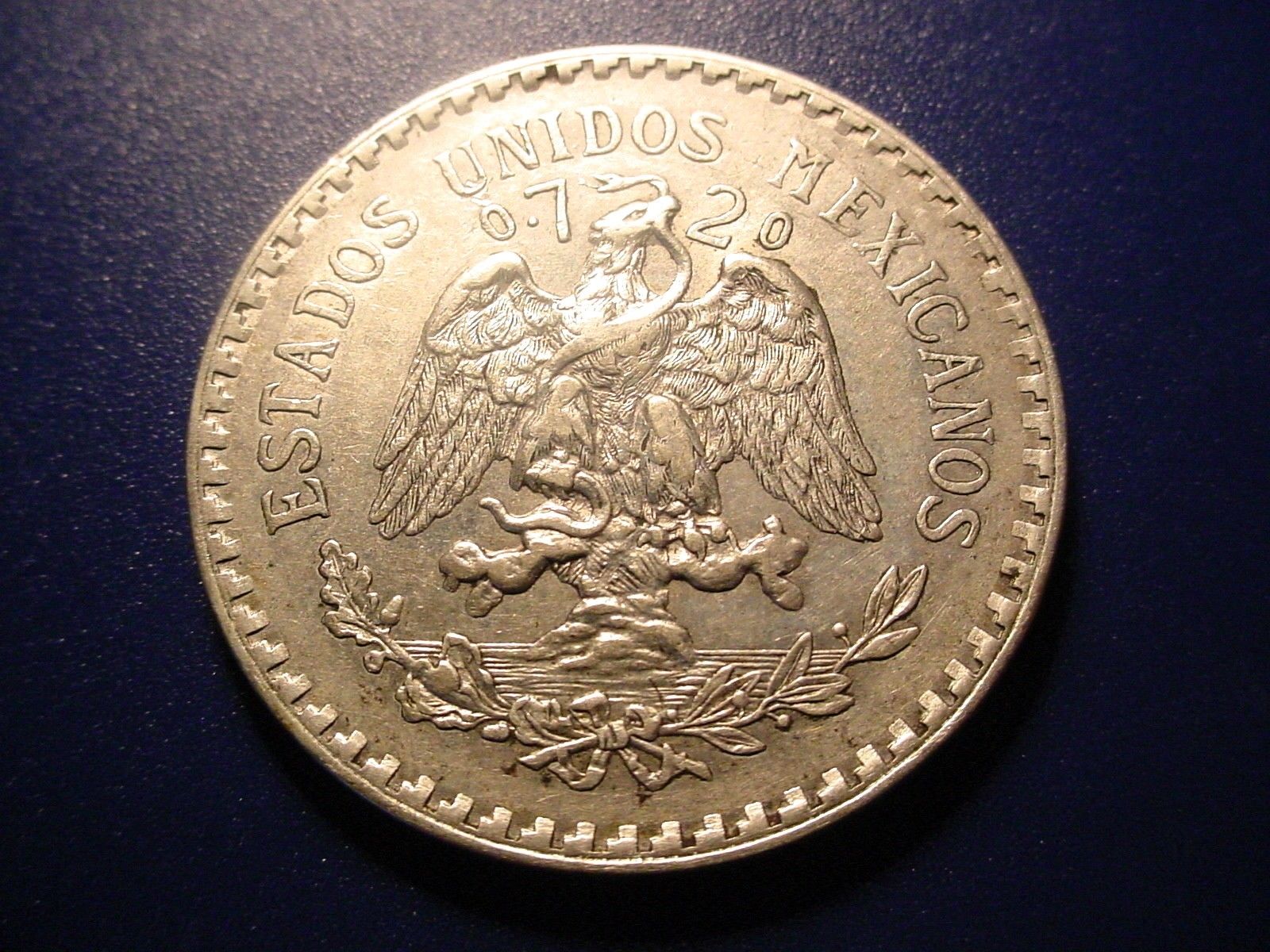 20 peso rev.jpg