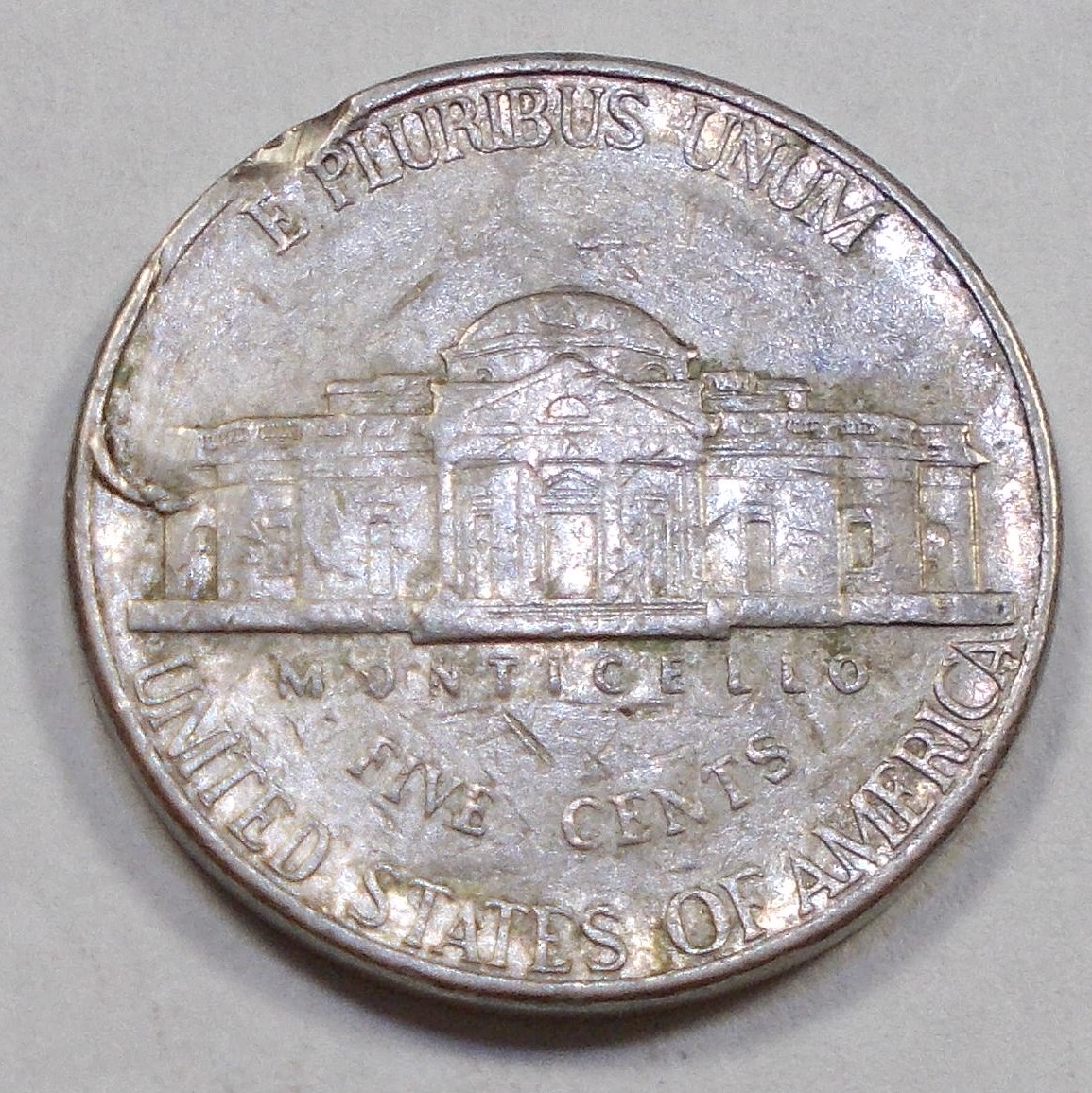 2000-d_5c_r1.jpg