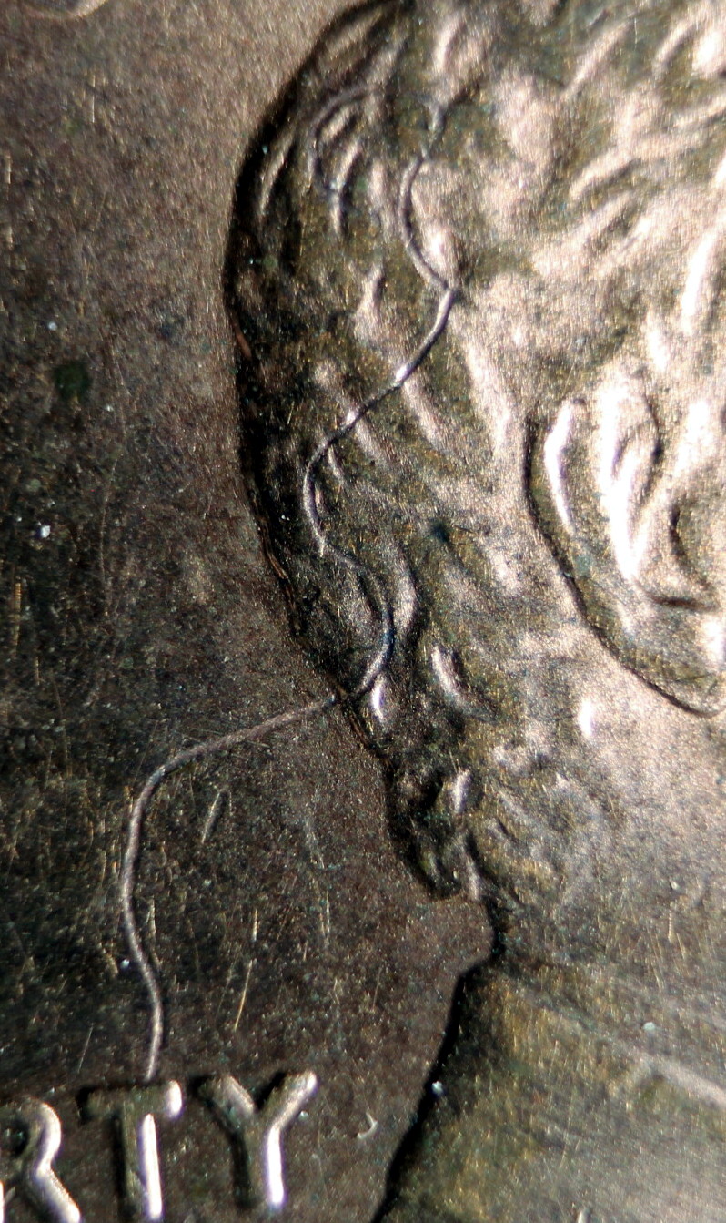 2001D.jpg