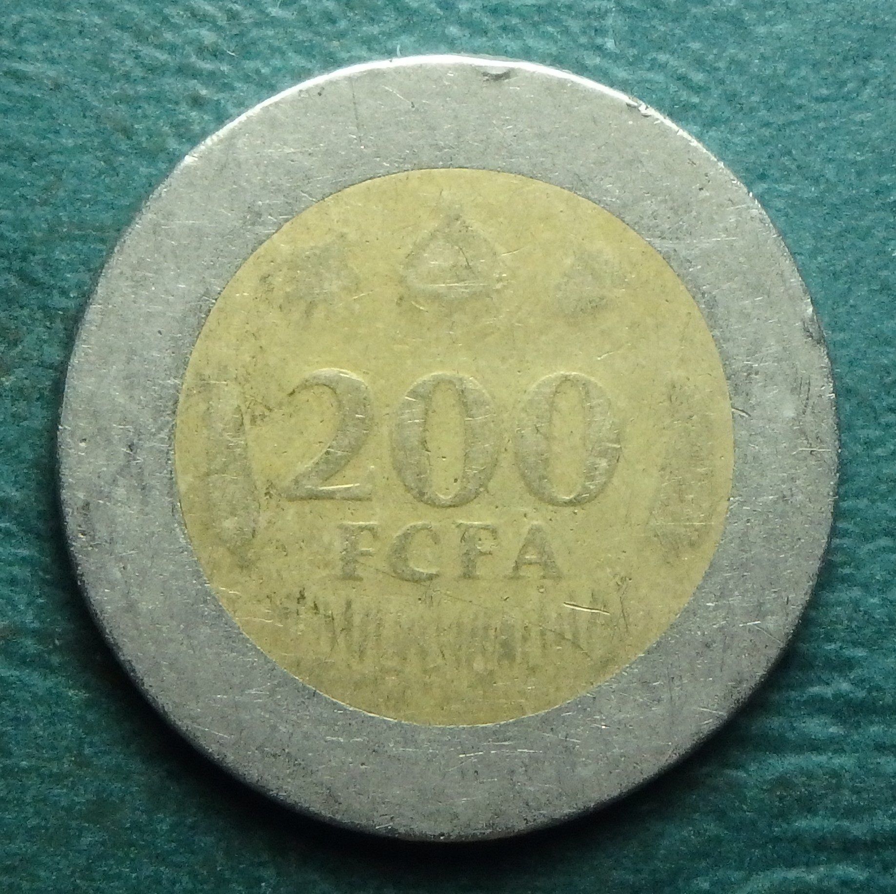 2003-2010 200 FCFA rev.JPG
