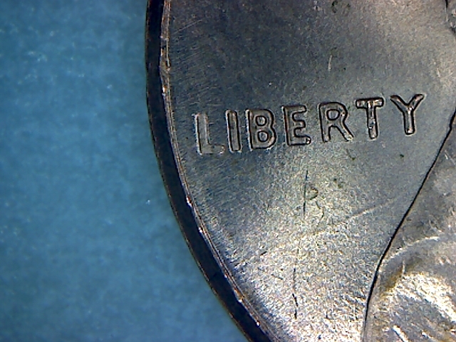 2006 D Crack #1.jpg