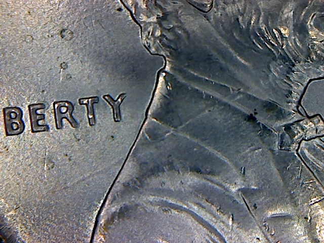 2006 D Crack #4.jpg