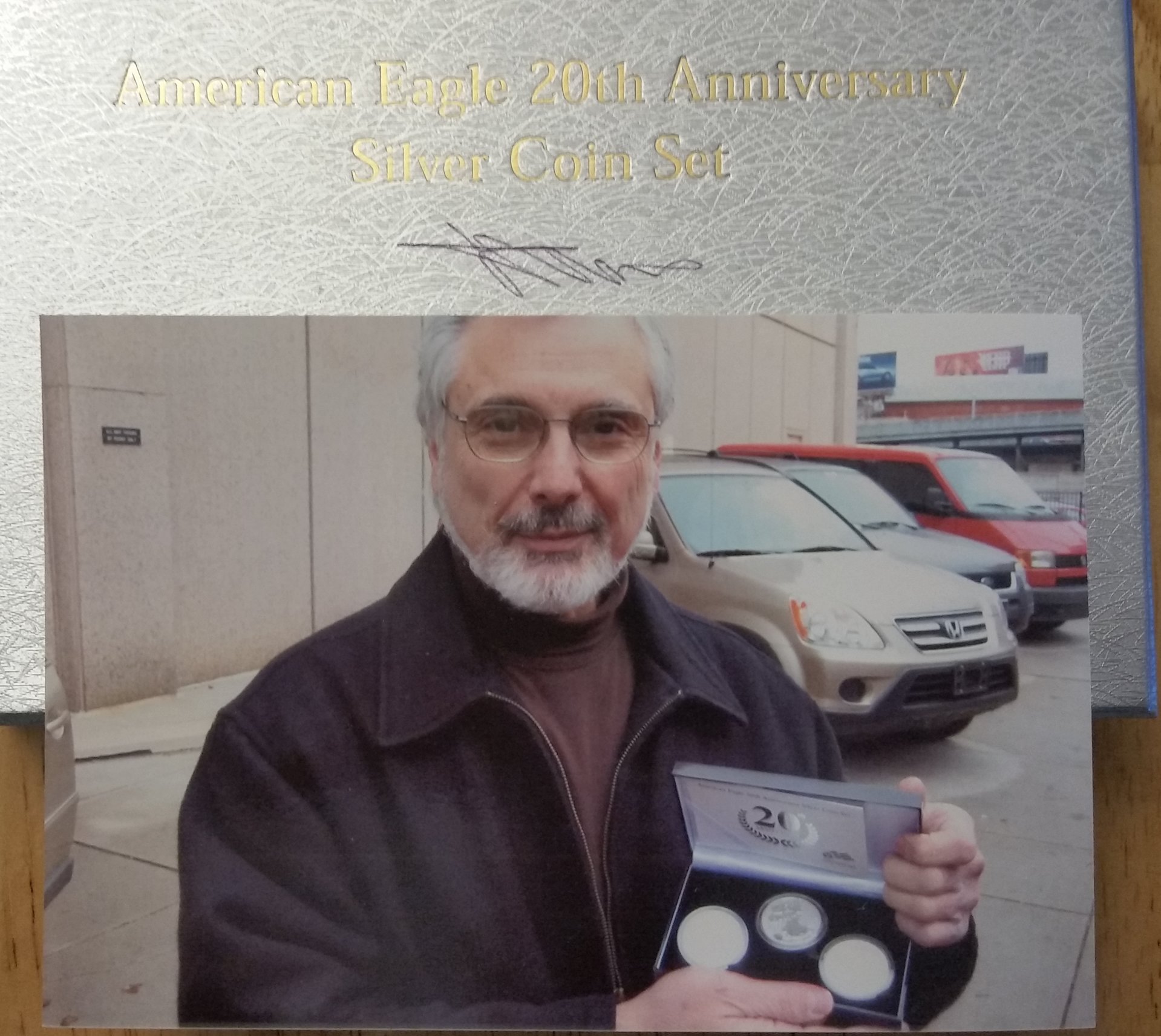 2006 mercanti 20th box.jpg