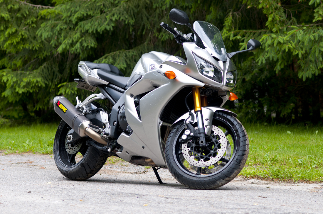 2006_Yahama_FZ-1.jpg