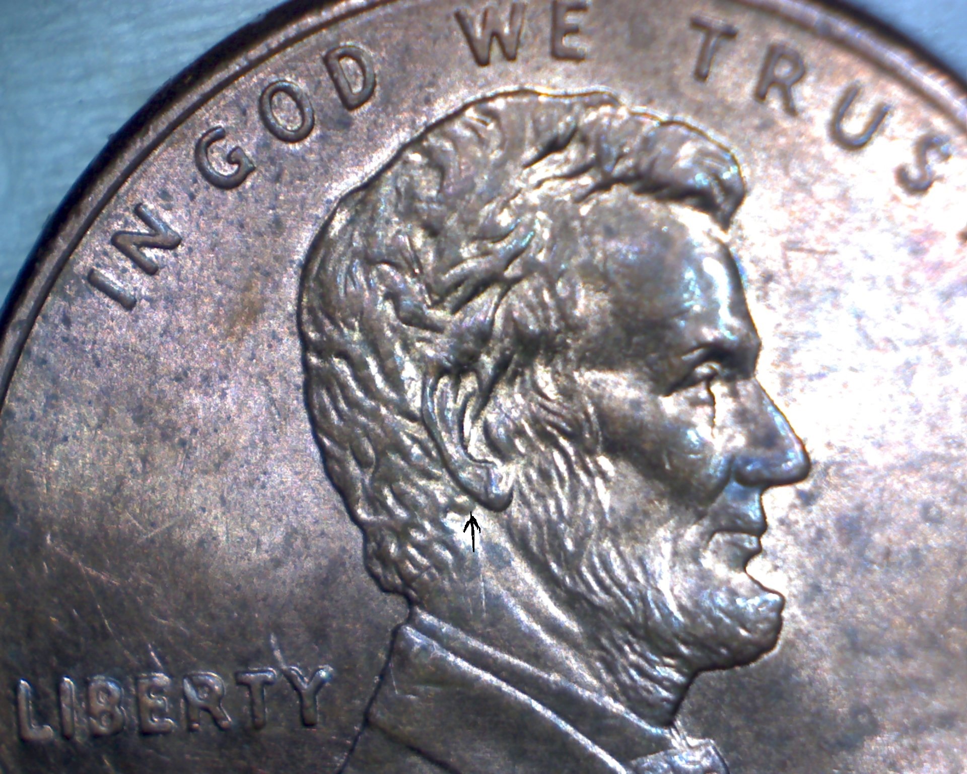 2006dblear1.jpg