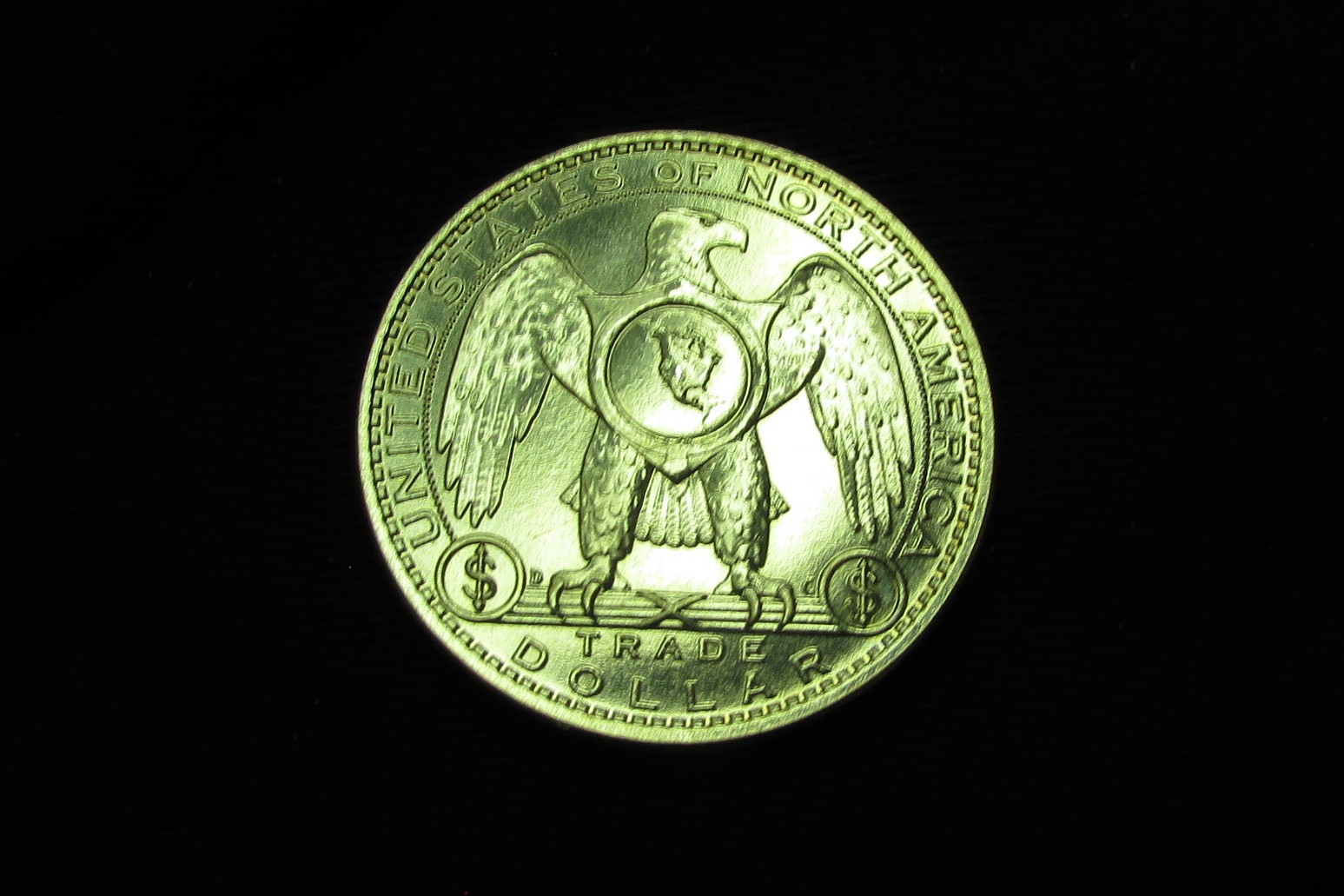 2010 USNA Trade Dollar - Liberty Winged Horse - 27mm - reverse.jpg