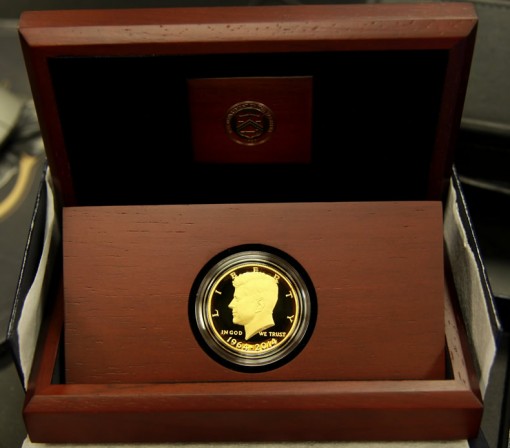 2014-50th-Anniversary-Kennedy-Half-Dollar-Gold-Proof-Coin-in-Case-510x448.jpg