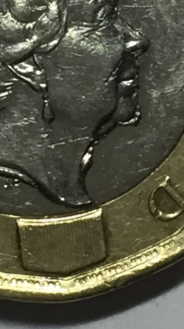 2016 £1 coin error 2.PNG