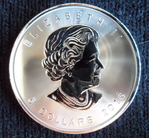 2016 Canadian 5 Dollar Silver Dollar ObverseSM.JPG
