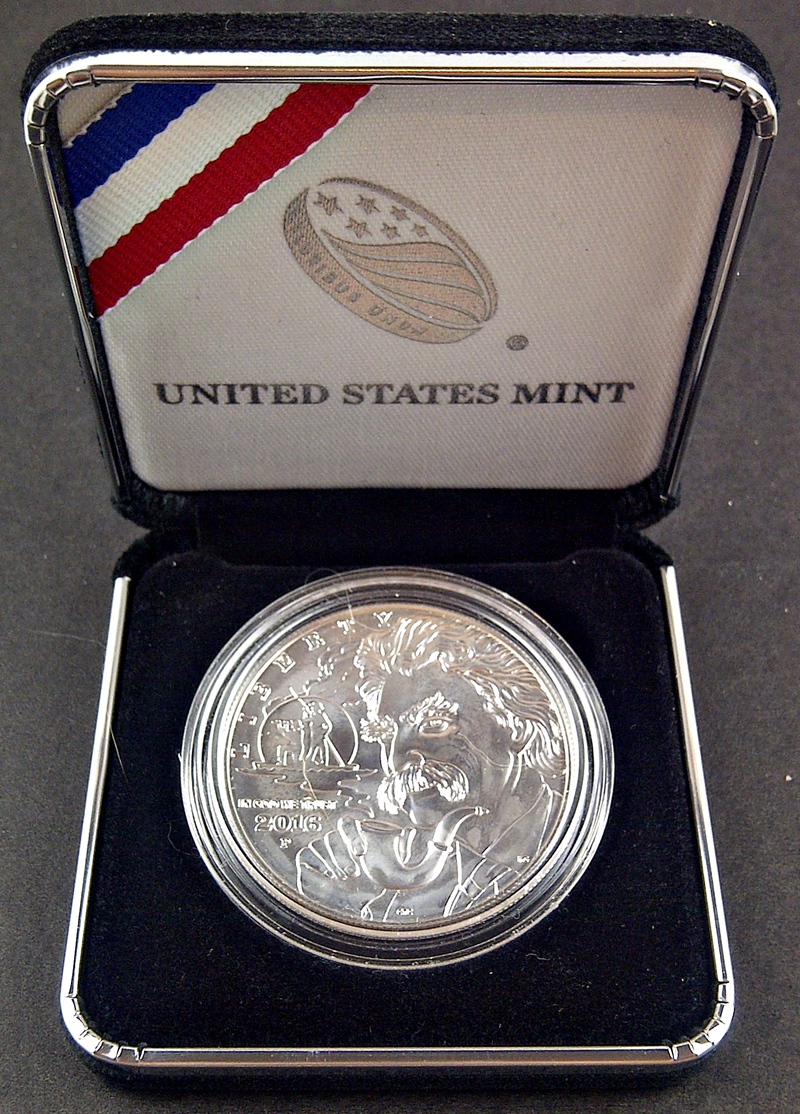 2016 Mark Twain Silver Dollar case.jpg