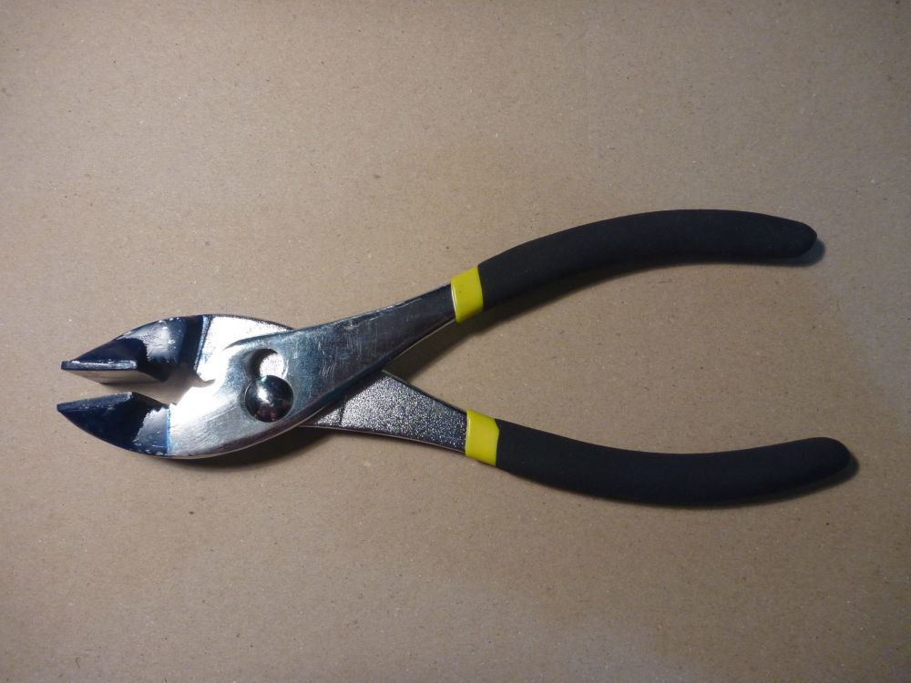 20160214_Pliers_3_opt.jpg