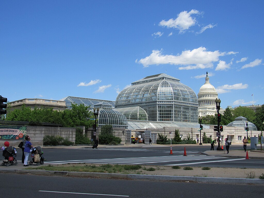 2017_United_States_Botanic_Garden.jpg