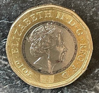 2019 GB £1 coin dark ring.jpg