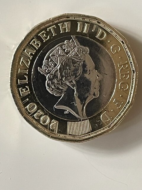 2020 GB £1.jpg