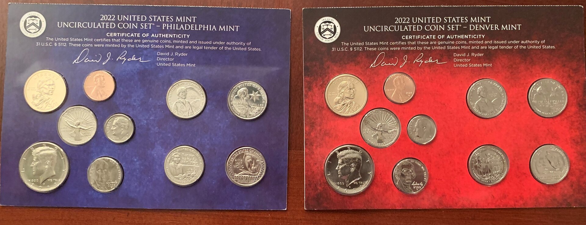 2022 Mint Sets - Obverse.jpg