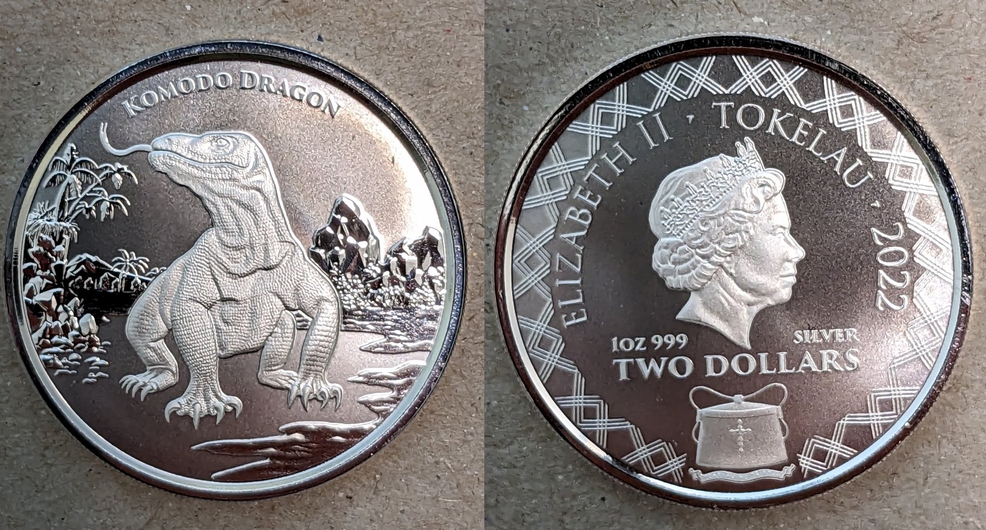 2022 tokelau 2 dollars komodo dragon.jpg