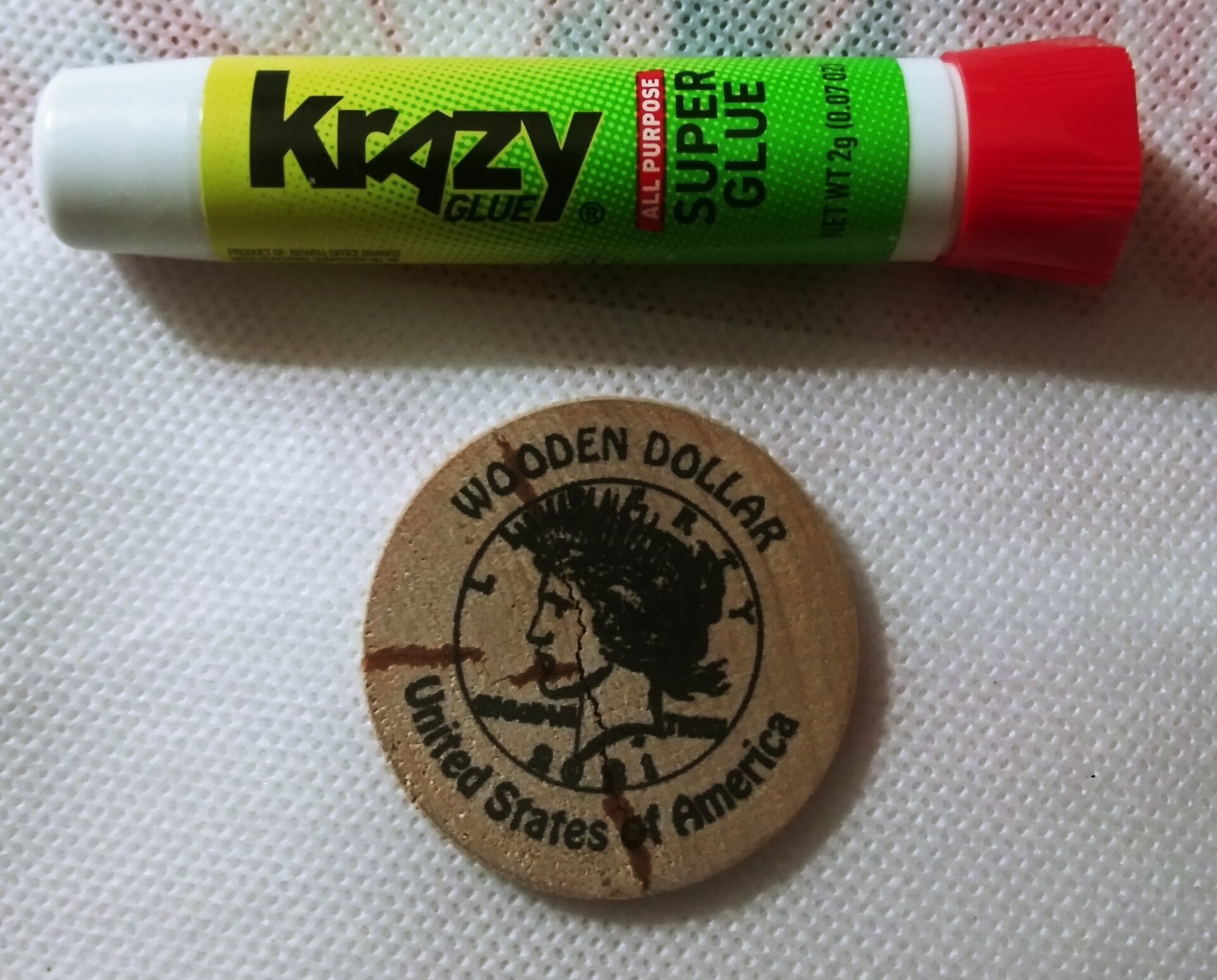 How to fix a coin broken in 3 parts - Krazy Glue!