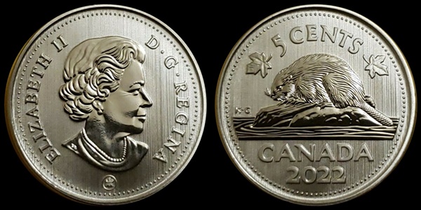 Canada 1996 5 Cents Far 6  Elizabeth II Canadian Nickel Five Cent Far Six 