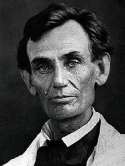 220px-Abraham_Lincoln_by_Byers,_1858_-_crop.jpg
