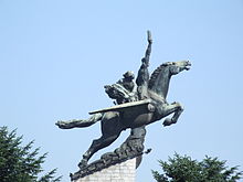 220px-Chollima_statue_05.JPG