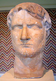 220px-Gallienus_bust.jpg