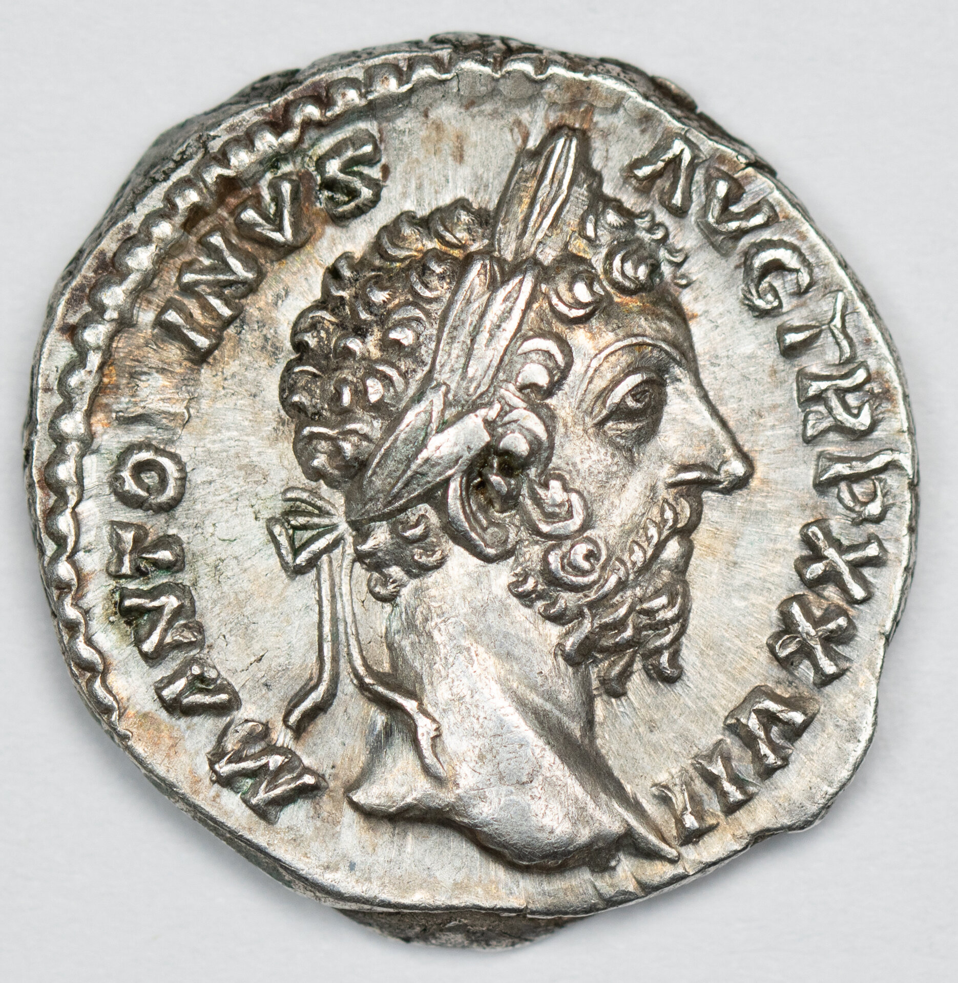 2431859_marcusaurelius_a.jpg